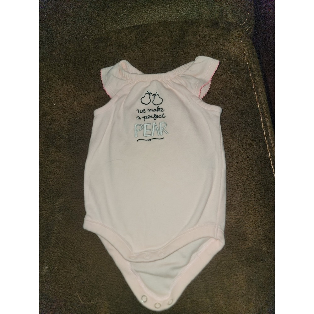 Gymboree layette line first play date we make a perfect pear bodysuit 0 3 months